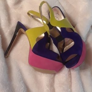 Jessica Simpson heels